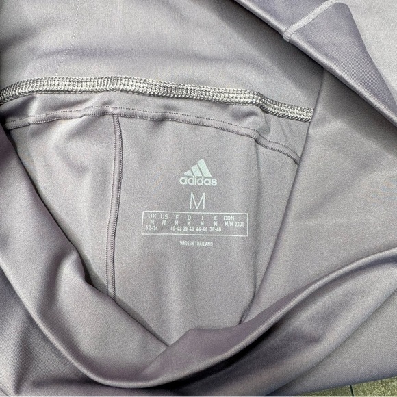 Adidas Active Leggings size Medium - Picture 7 of 9